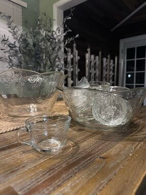 Clear Glass Bowl and Cup Set with Floral Embossing